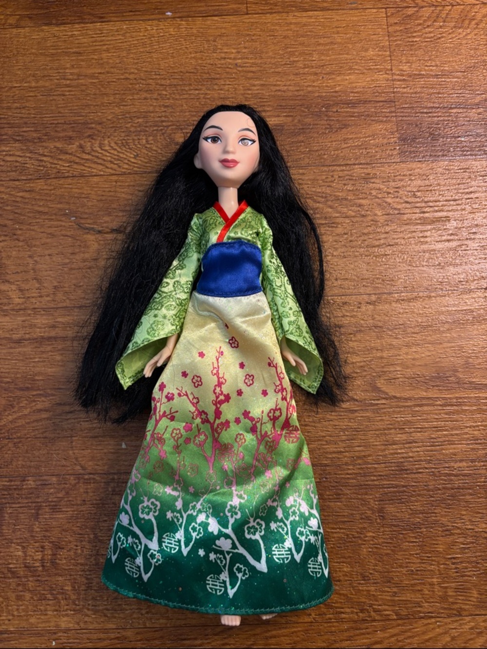 Disney Princess Mulan 2015 Royal Shimmer Hasbro Doll